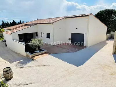 Maison, 230 m²