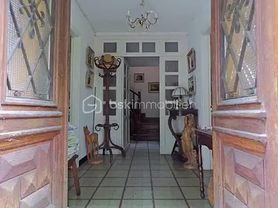 Maison, 260 m²