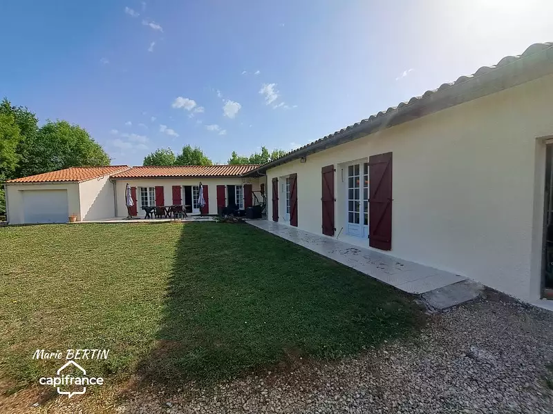Maison, 161 m²