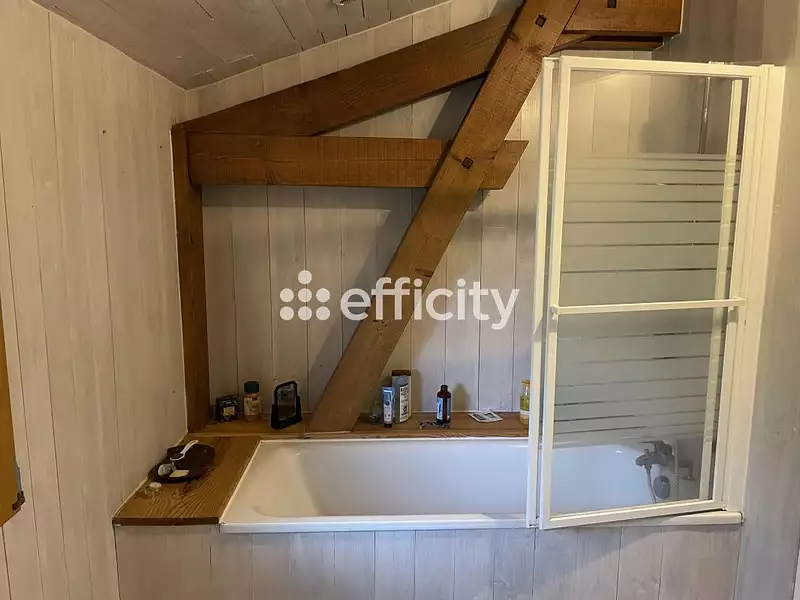 Maison, 201 m²