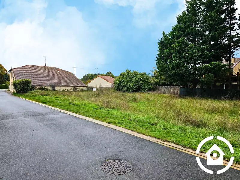 Terrain, 1 240 m²