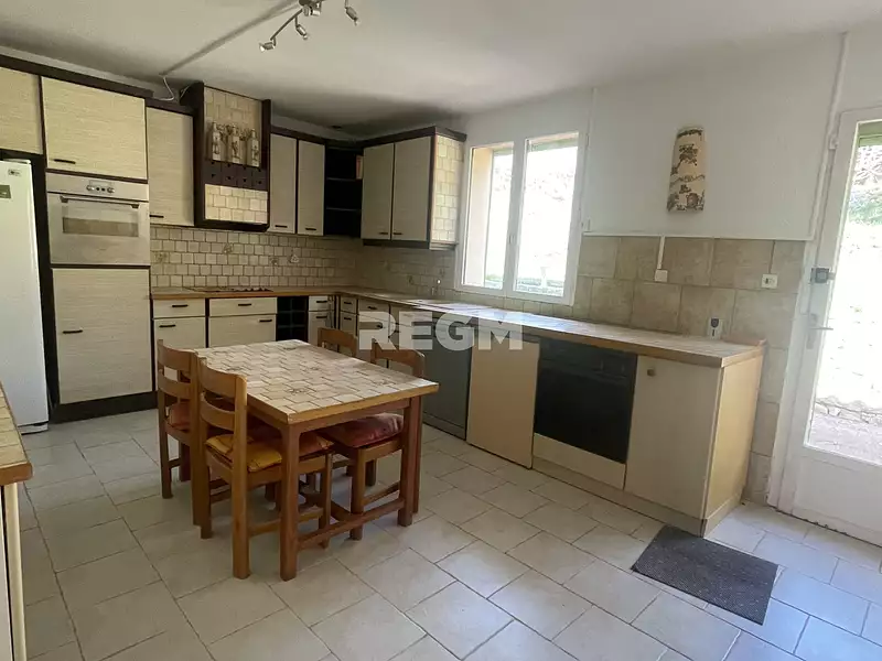 Maison, 205,48 m²