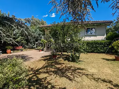 Maison, 94 m²