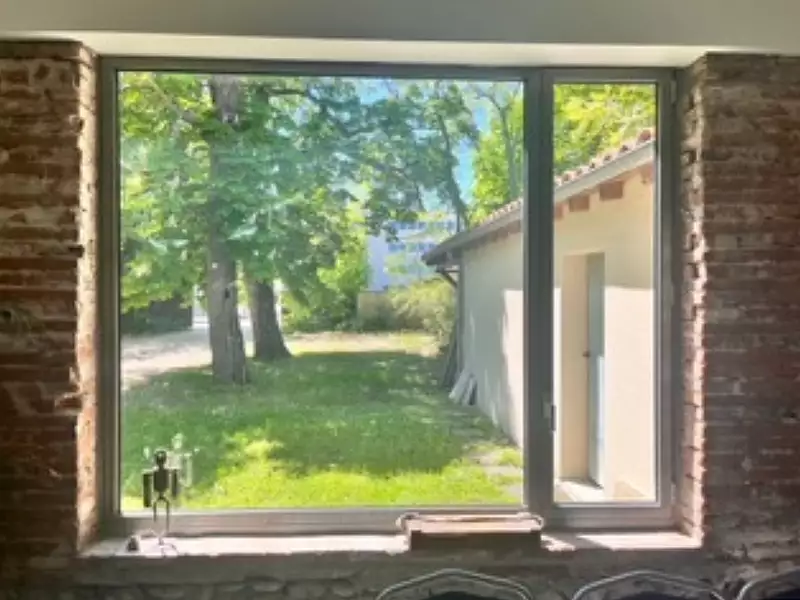 Divers, 318 m²
