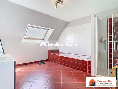 Maison, 228 m²