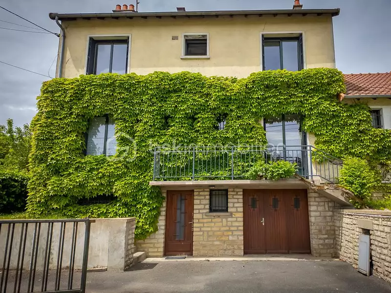 Maison, 162 m²