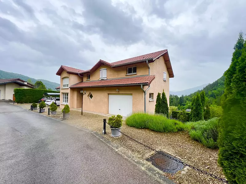 Maison, 300 m²