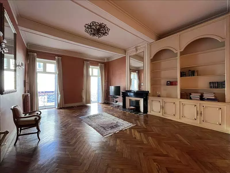Maison, 290 m²