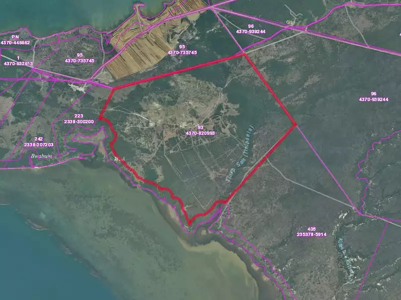 Terrain, 2 270 000 m²