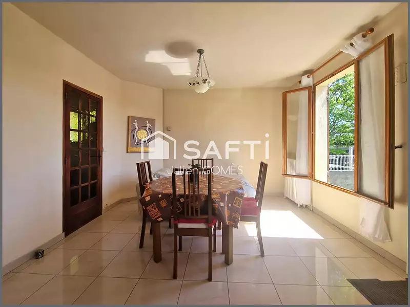 Maison, 106 m²