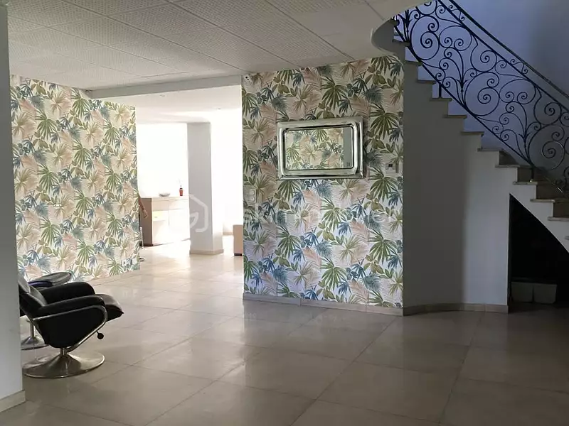 Maison, 310 m²