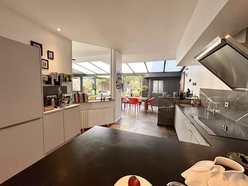 Maison, 230 m²