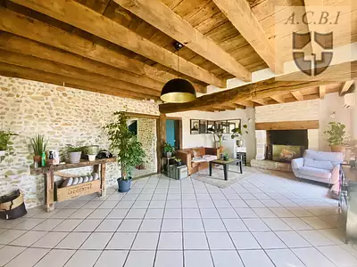 Maison, 198 m²