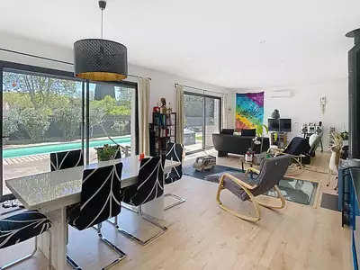 Maison, 160 m²