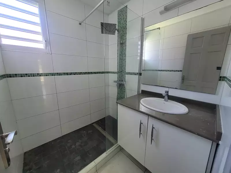 Divers, 350 m²