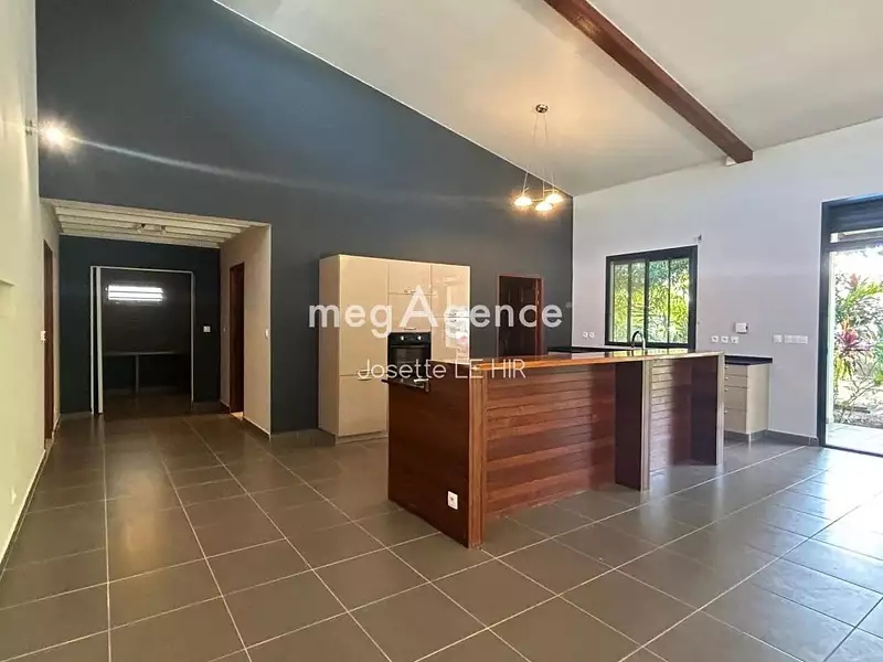 Maison, 174 m²