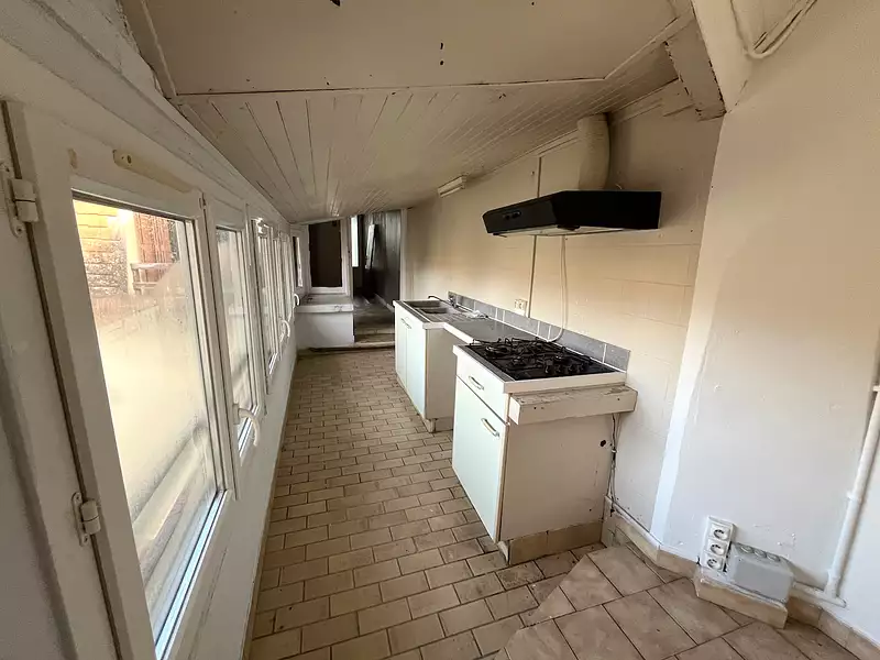 Immeuble, 211,42 m²