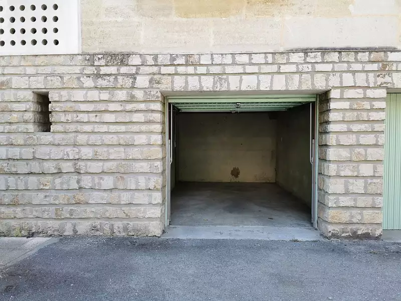 Parking, 11 m²