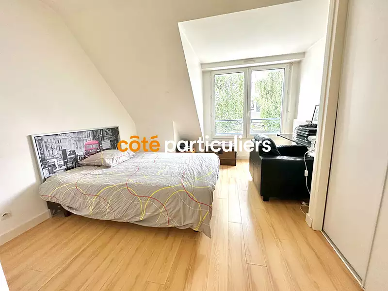 Maison, 222 m²