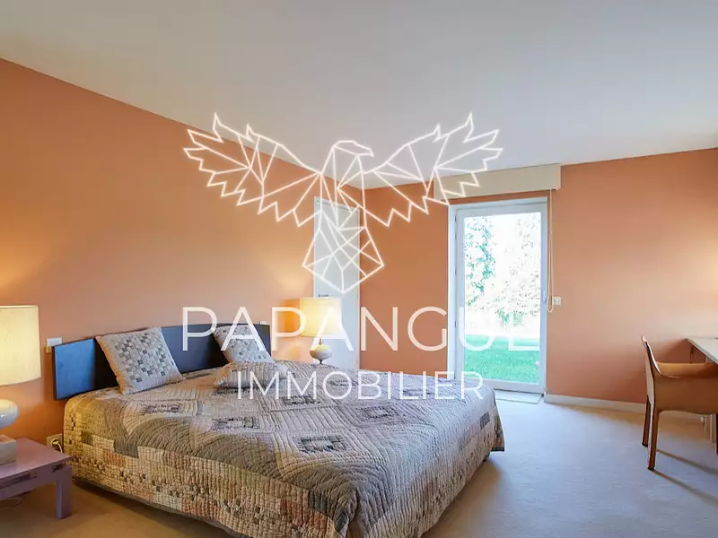 Maison, 248 m²