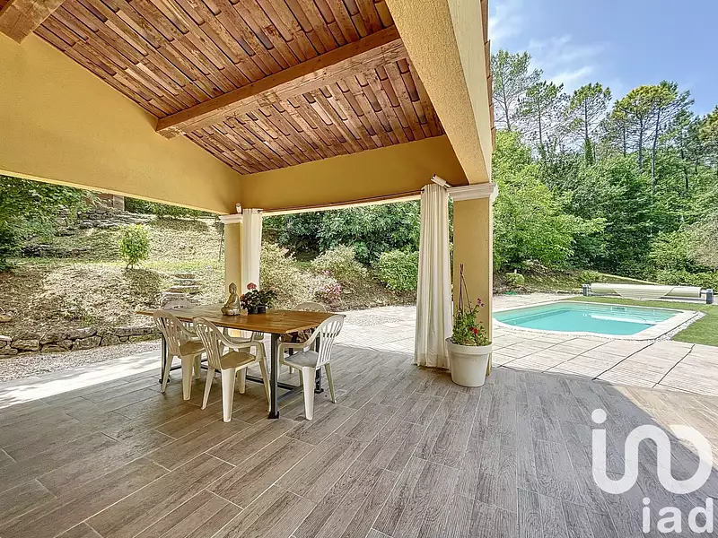 Maison, 212 m²
