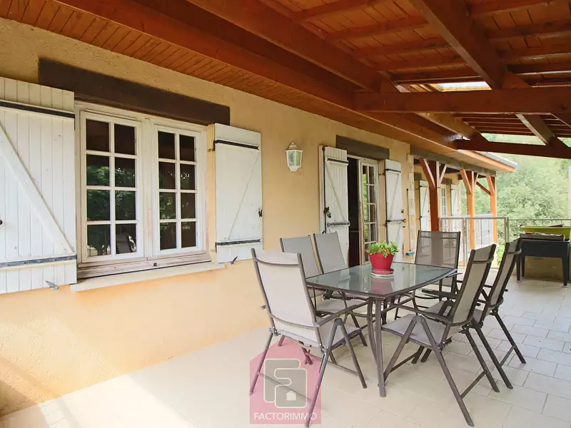 Maison, 146 m²