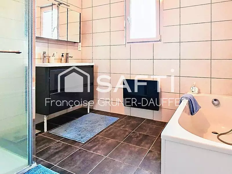Maison, 119 m²