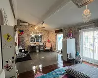 Maison, 208 m²