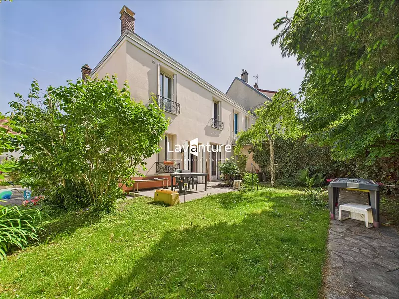 Maison, 164 m²