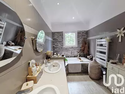 Maison, 147 m²