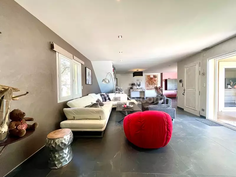 Maison, 168 m²