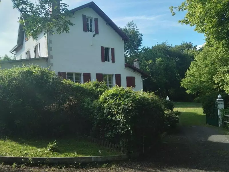 Maison, 295 m²