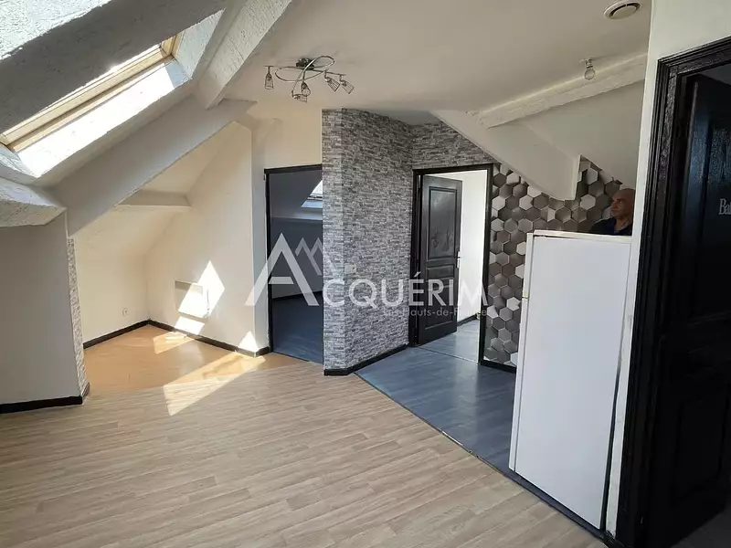 Immeuble, 135 m²