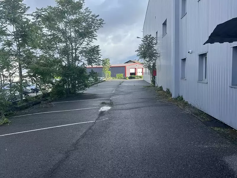 Divers, 6 700 m²