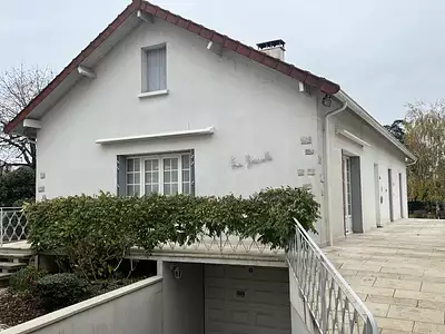 Maison, 165 m²