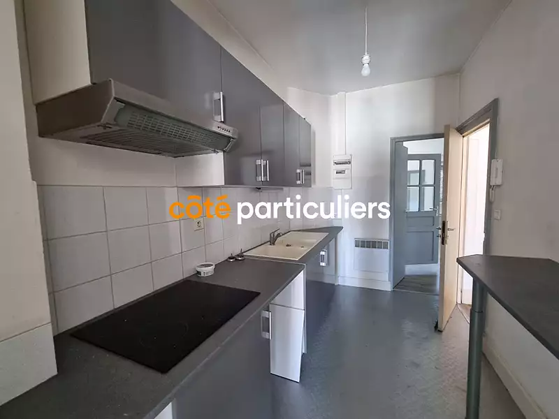 Immeuble, 217,11 m²