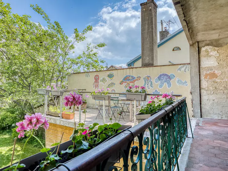 Maison, 280 m²
