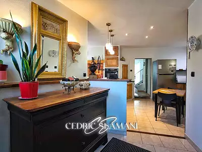 Maison, 195 m²