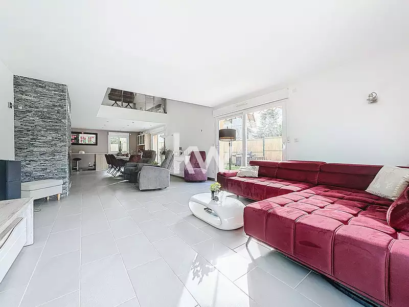 Maison, 284 m²