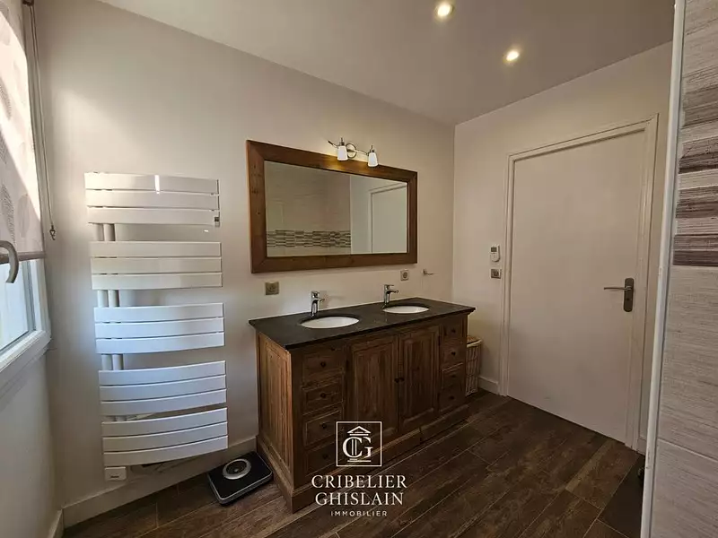 Maison, 158 m²