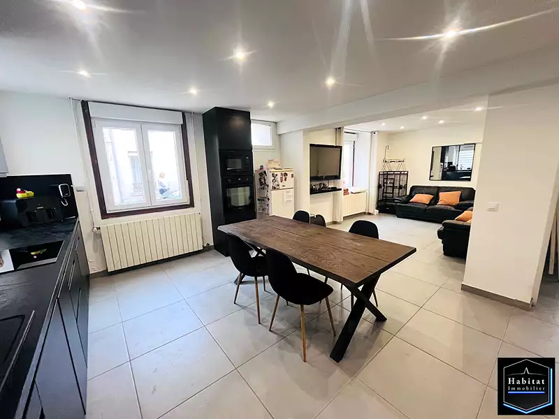 Maison, 83 m²