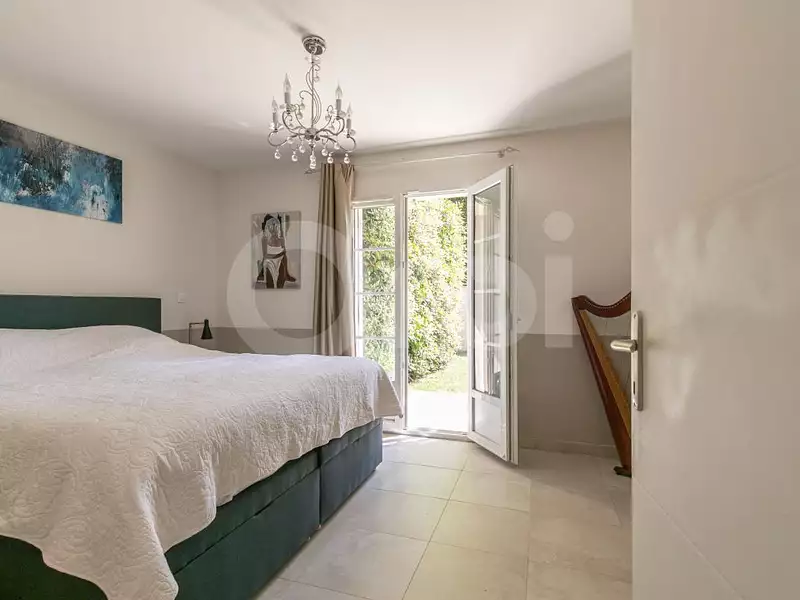 Maison, 195 m²