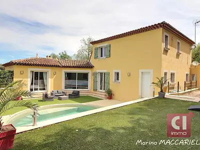 Maison, 175 m²