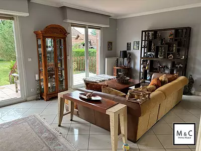 Maison, 278 m²