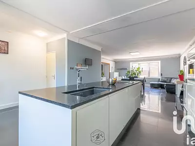 Maison, 340 m²