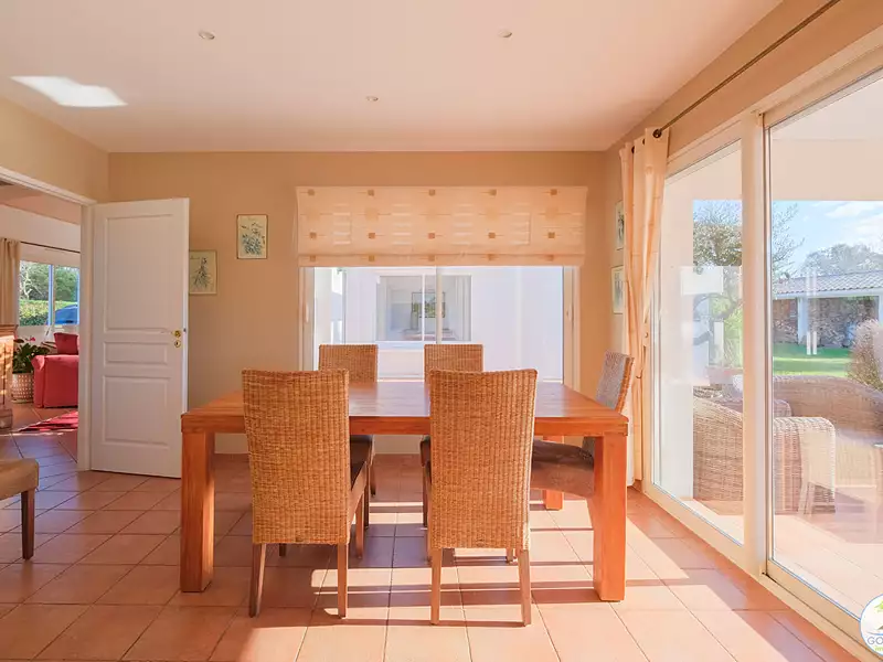 Maison, 193 m²