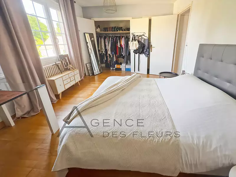 Maison, 220 m²
