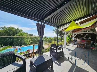 Maison, 200 m²