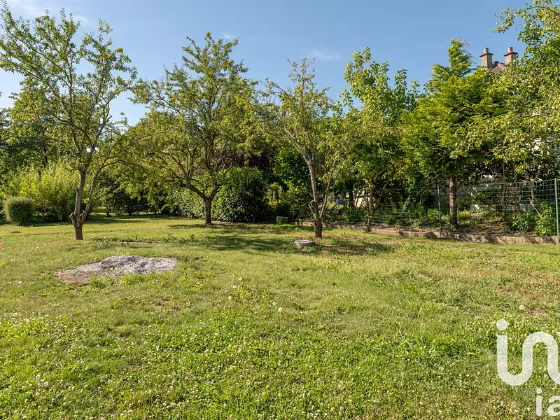 Terrain, 750 m²