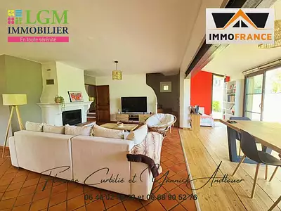 Maison, 161 m²